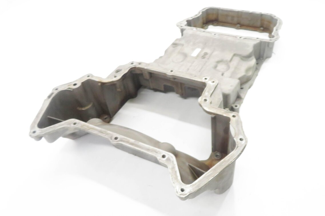 Thumbnail 4: 2007-2015 MERCEDES C63 E63 SL63 CLK63 CLS63 AMG - 6.3L V8 UPPER ENGINE OIL PAN