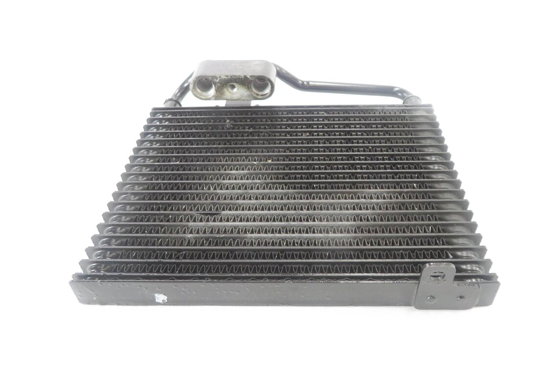 Thumbnail 2: 2008 MERCEDES CLS63 AMG (C219) 6.3L M156 V8 - POWER STEERING OIL COOLER RADIATOR