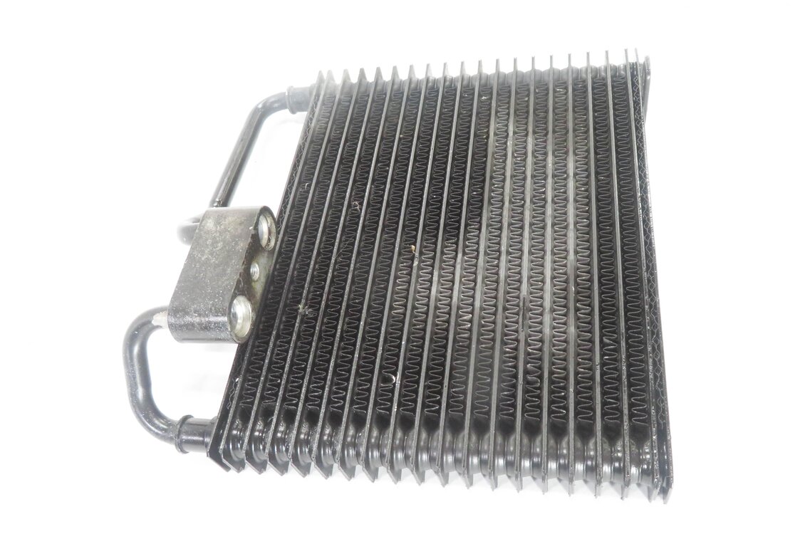 Thumbnail 4: 2008 MERCEDES CLS63 AMG (C219) 6.3L M156 V8 - POWER STEERING OIL COOLER RADIATOR