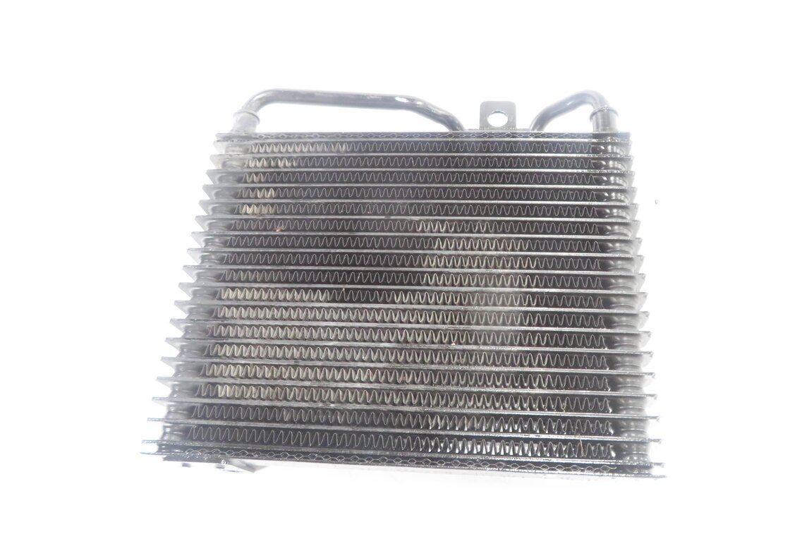 Thumbnail 6: 2008 MERCEDES CLS63 AMG (C219) 6.3L M156 V8 - POWER STEERING OIL COOLER RADIATOR