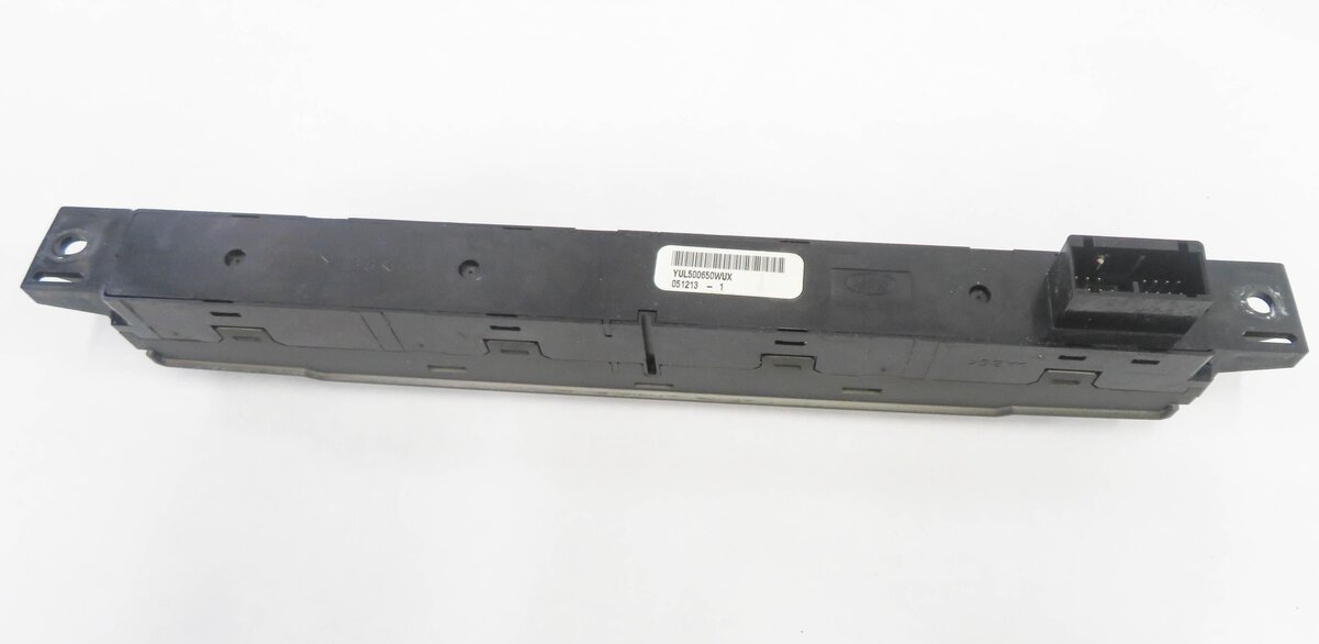 Thumbnail 7: 2006 RANGE ROVER SPORT (L320) HAZARD LIGHT PDC DSC CENTRAL LOCK SWITCH BUTTON