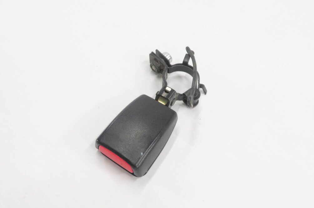 2006 RANGE ROVER SPORT (L320) REAR 2nd SECOND ROW SEAT - LEFT SEATBELT RECEIVER