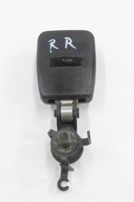 Thumbnail 5: 2006 RANGE ROVER SPORT (L320) REAR 2nd SECOND ROW SEAT - RIGHT SEATBELT RECEIVER
