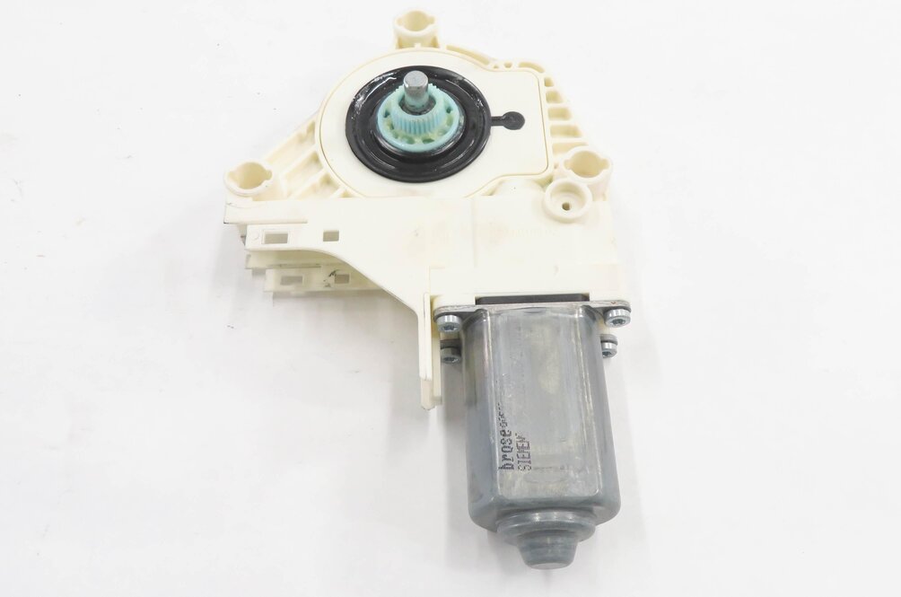 Thumbnail 6: 2005-2009 LR3 / RANGE ROVER SPORT (L320) LEFT SIDE REAR DOOR POWER WINDOW MOTOR
