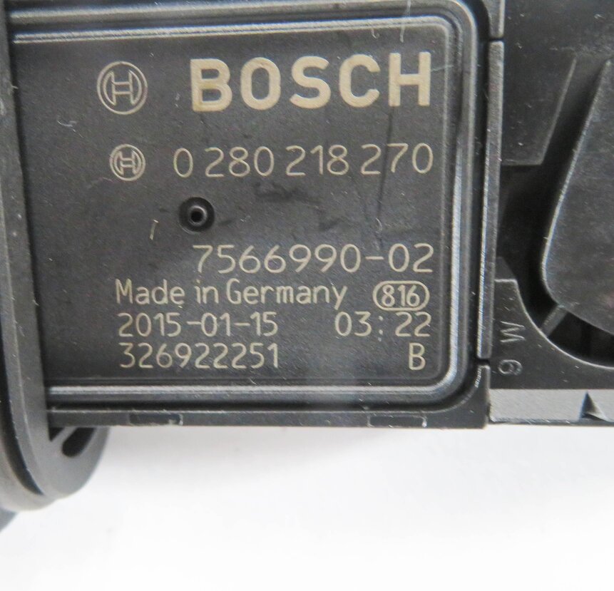 Thumbnail 14: 06-14 BMW 550i 750i 650i X5 X6 (E60 E70 E71 F01 F10) V8 MASS AIR FLOW SENSOR MAF