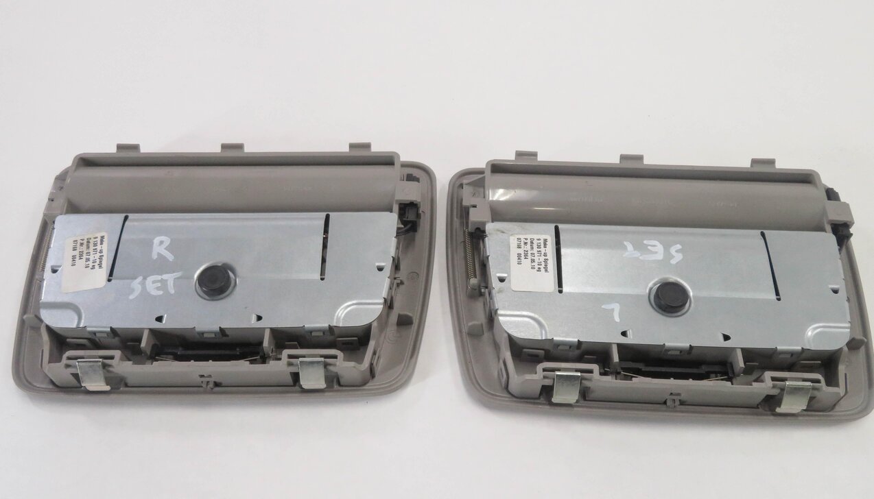 Thumbnail 9: 2011 BMW 750i (F01) REAR LEFT & RIGHT VANITY DOME LIGHT LAMP MIRROR SET-2 (GRAY)