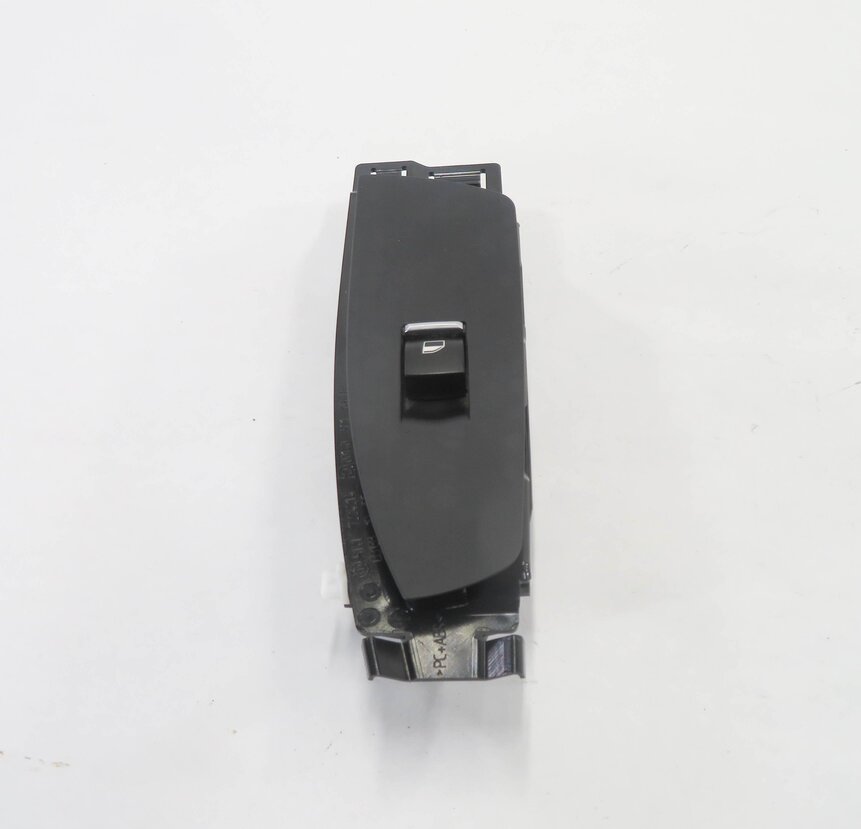 Thumbnail 7: 2011 BMW 750i (F01) RIGHT FRONT PASSENGER DOOR POWER WINDOW SWITCH (BLACK)