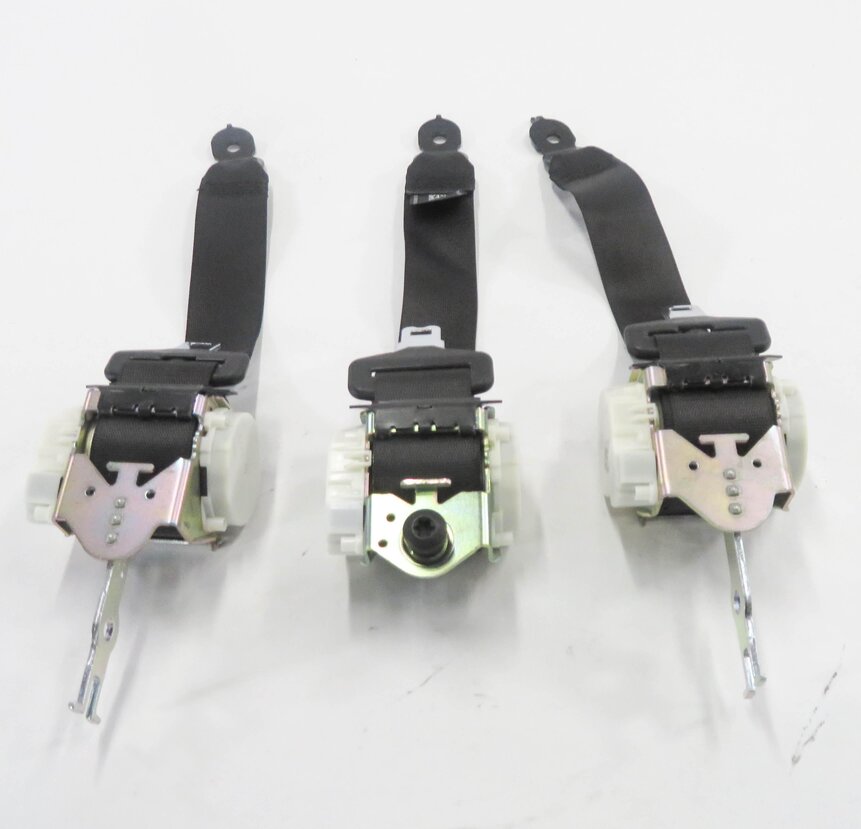Thumbnail 4: 2011 BMW 750i (F01) REAR SEAT SEATBELT RETRACTOR SET-3 (BLACK)