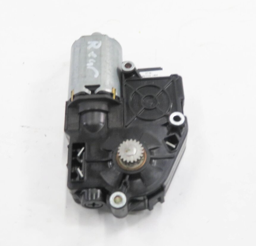Thumbnail 3: 12-20 BMW 228i 230i 320i 328i 330i 335i 340i 428i 430i 435i 528i - SUNROOF MOTOR