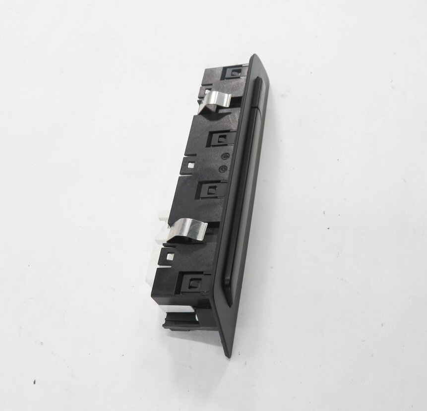 Thumbnail 4: 2011 BMW 750i (F01) HUD HEADS UP DISPLAY SWITCH BUTTON