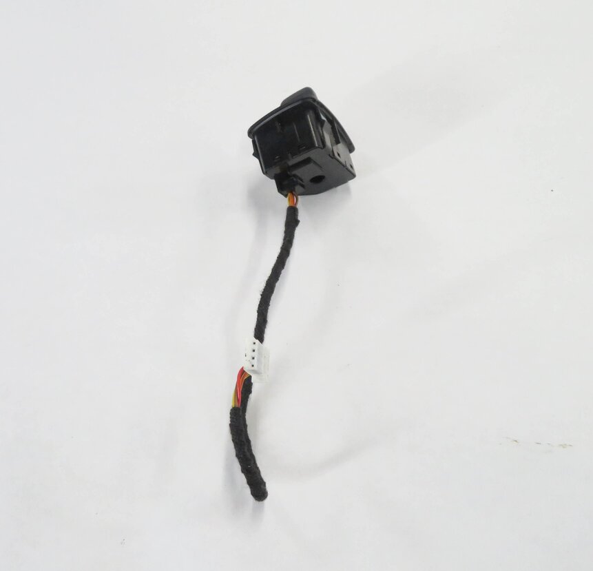 Thumbnail 6: 2011 BMW 750i (F01) HEATED STEERING ADJUSTMENT SWITCH BUTTON