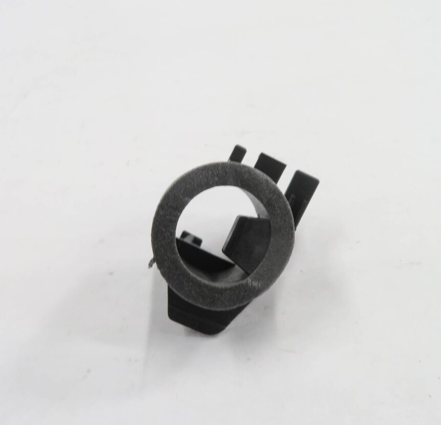 Thumbnail 4: 2011 BMW 750i (F01) IGNITION SWITCH IMMOBILIZER KEY SIGNAL COIL RING