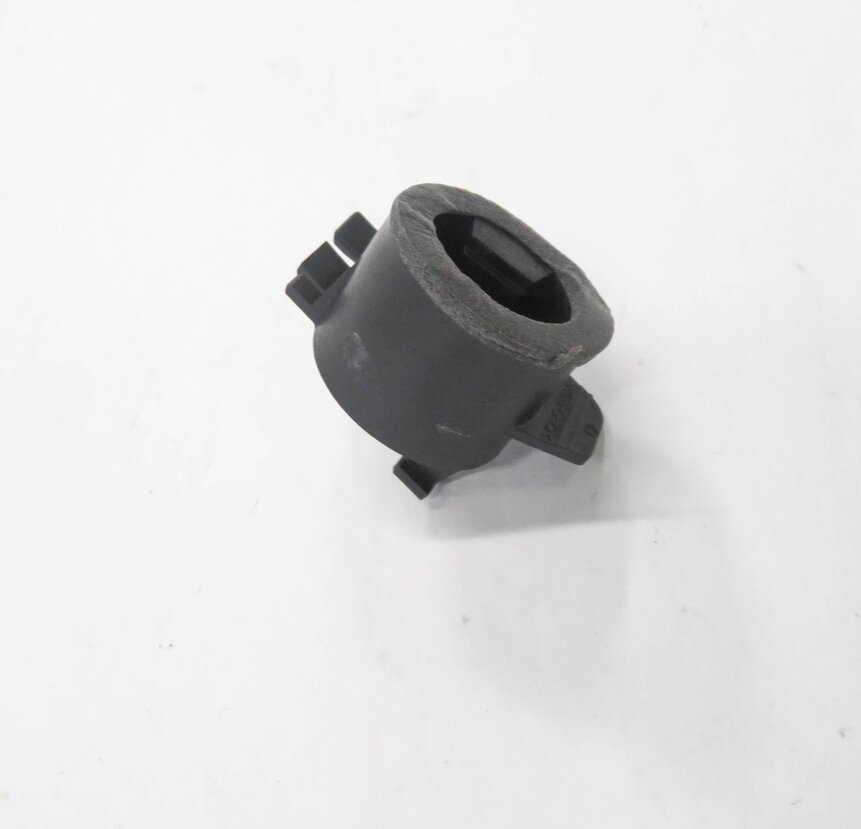 Thumbnail 6: 2011 BMW 750i (F01) IGNITION SWITCH IMMOBILIZER KEY SIGNAL COIL RING