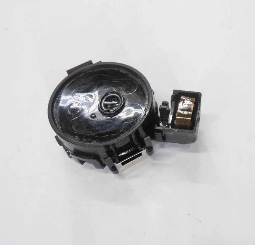 Thumbnail 2: 2011 BMW 750i (F01) FRONT WINDSHILED RAIN WATER SOLAR LIGHT SENSOR (RLS)