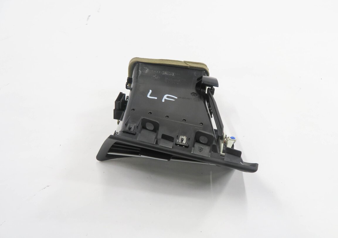 Thumbnail 6: 2011 BMW 750i (F01) LEFT FRONT DRIVER DASH HEATER A/C AIR VENT