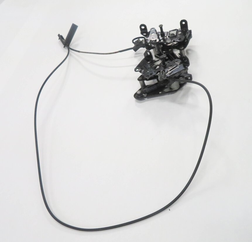 Thumbnail 3: 2011 BMW 750i (F01) FRONT LEFT & RIGHT LOWER HOOD LOCK LATCH SET-2 w/ CABLE