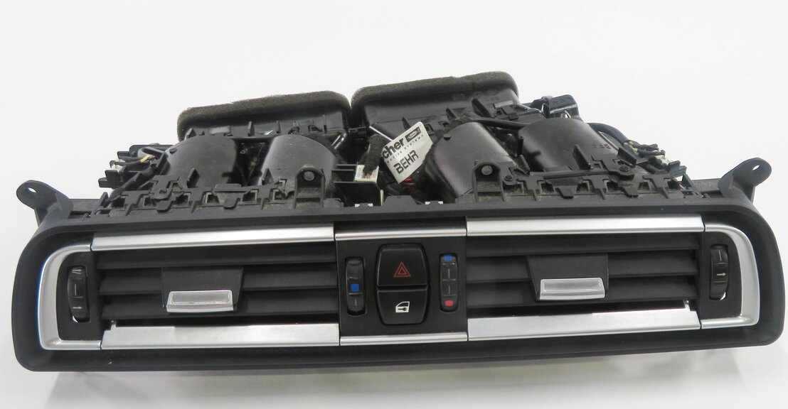 Thumbnail 2: 2011 BMW 750i (F01) CENTER DASH HEATER A/C AIR VENT w/ HAZARD & LOCK SWITCH