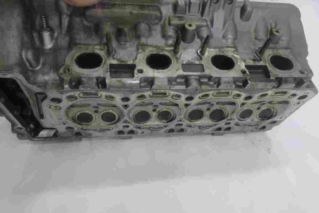 Thumbnail 8: 08-14 BMW 550i 750i X5 X6 (F01 E70 F10 E71) 4.4L TWIN TURBO RIGHT CYLINDER HEAD