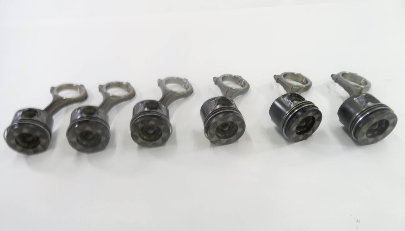 Thumbnail 3: 13-16 VW TOUAREG / AUDI A6 A7 A8 Q5 Q7 - 3.0L CNRB TDI DIESEL ENGINE PISTON SET