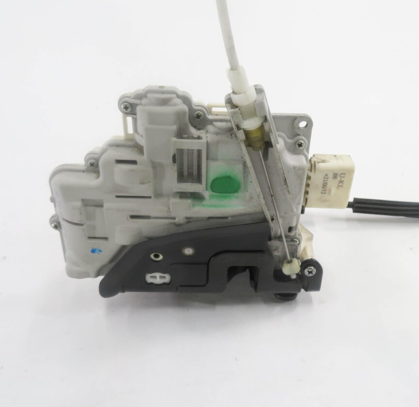 Thumbnail 5: 2007-2015 AUDI Q7 (4L) LEFT SIDE REAR DOOR POWER LOCK LATCH ACTUATOR MOTOR