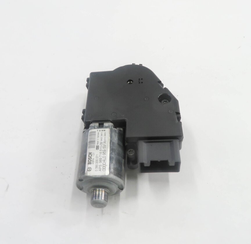 Thumbnail 5: 2007-2014 AUDI Q7 (4L) POWER SUNROOF / WINDOW SHADE ADJUSTMENT ADJUST MOTOR