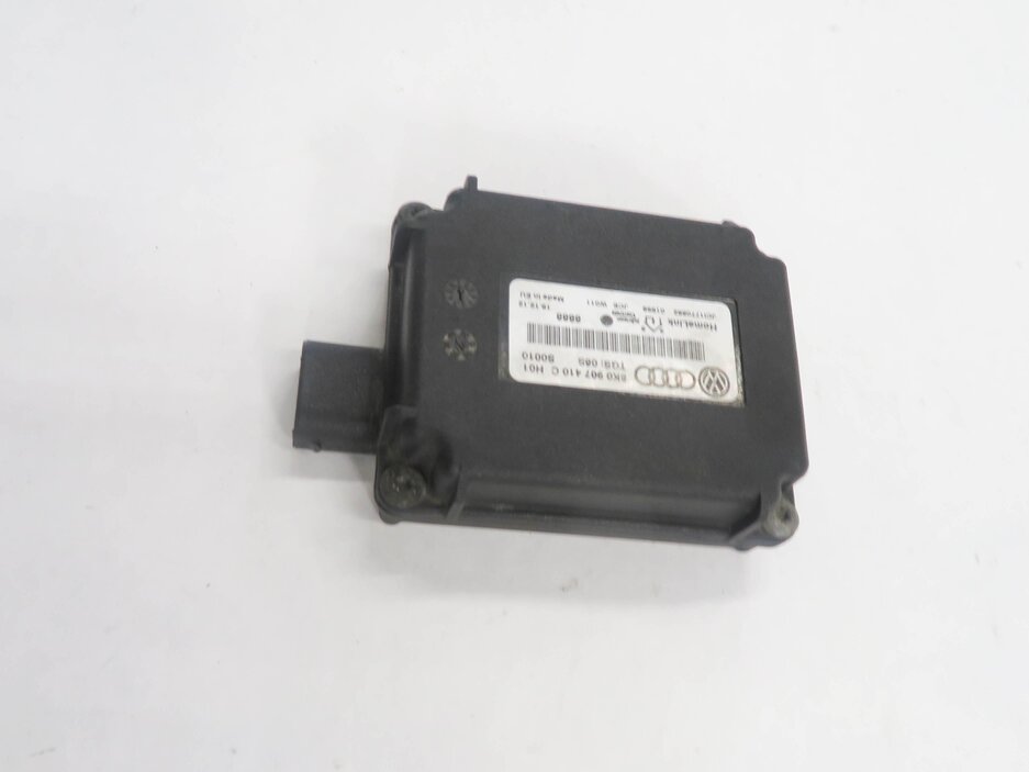 Thumbnail 3: 2013 AUDI Q7 (4L) HOMELINK GARAGE DOOR OPENER CONTROL MODULE