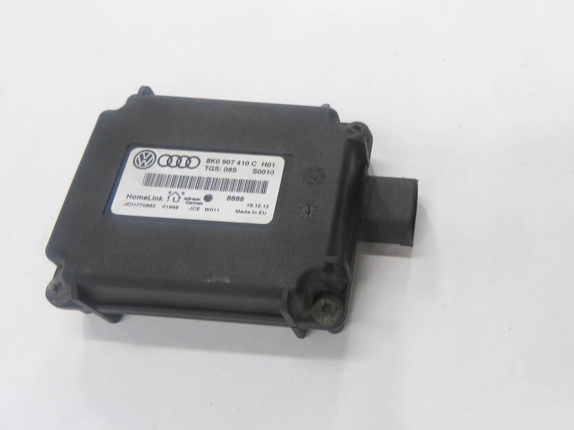 Thumbnail 4: 2013 AUDI Q7 (4L) HOMELINK GARAGE DOOR OPENER CONTROL MODULE
