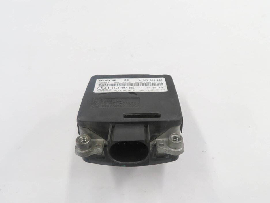 Thumbnail 6: 2013 AUDI Q7 (4L) ADAPTIVE CRUISE CONTROL RADAR DISTRONIC SENSOR MODULE CAMERA