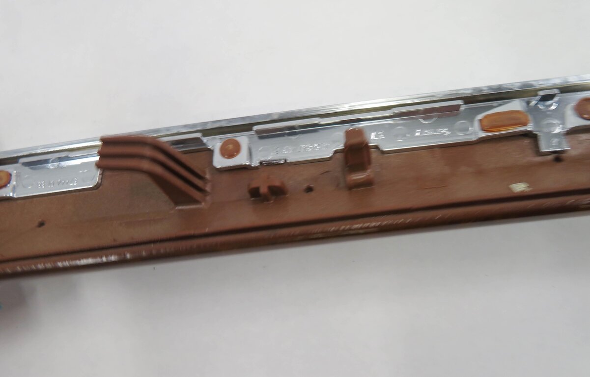 Thumbnail 9: 2013 AUDI Q7 (4L) DASH / DOOR TRIM PANEL SET (WOOD GRAIN)