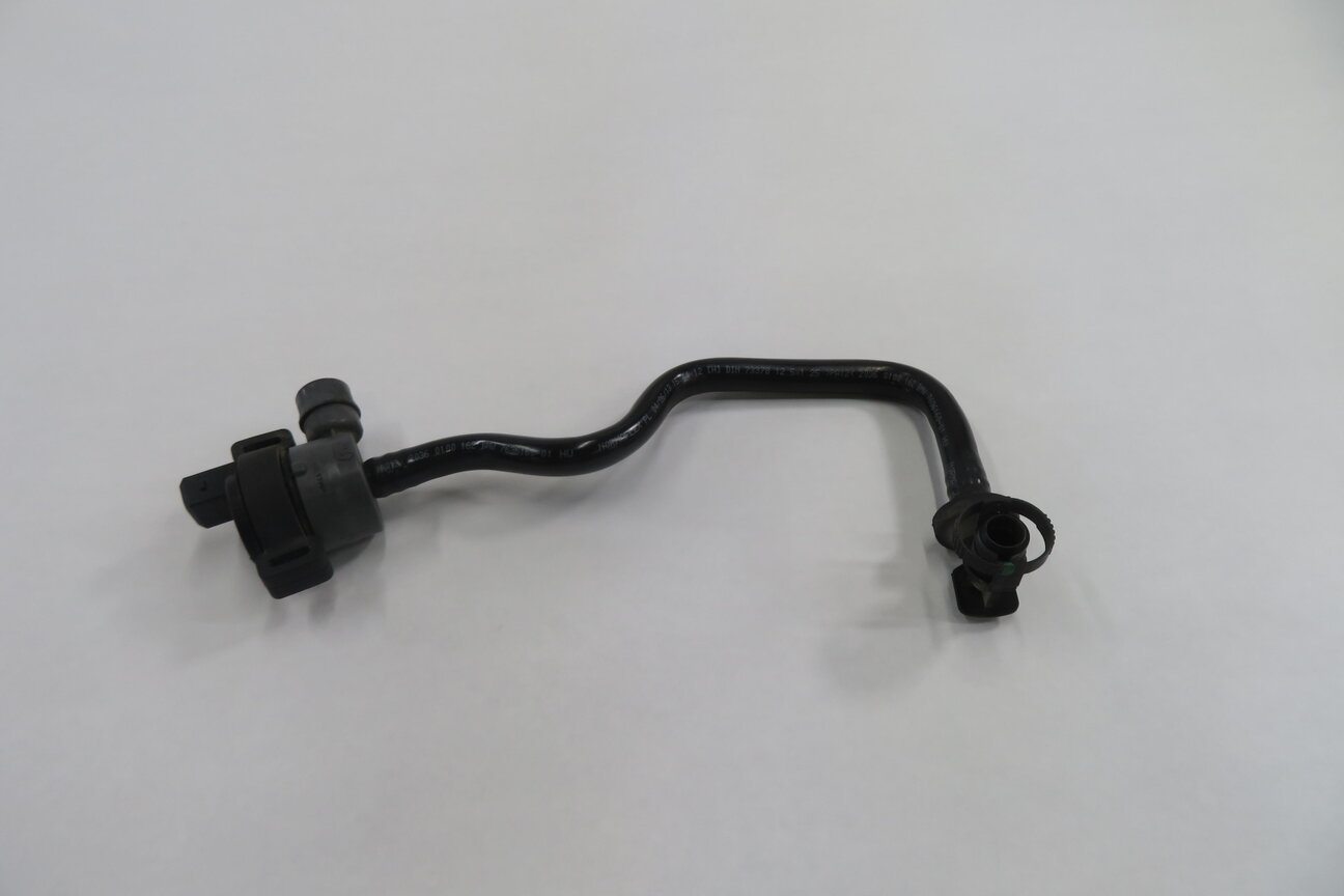 Thumbnail 2: 2014 BMW 750i (F01) 4.4L N63 - LEFT ENGINE FUEL TANK BREATHER VENT PURGE VALVE