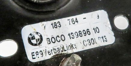 Thumbnail 6: 2014 BMW 750i (F01) FRONT LEFT & RIGHT UPPER HOOD LOCK LATCH SET-2