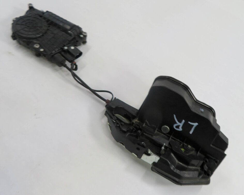 2011-2015 BMW 740i 750i 760i (F01) LEFT SIDE REAR DOOR LOCK LATCH (SOFT CLOSE)