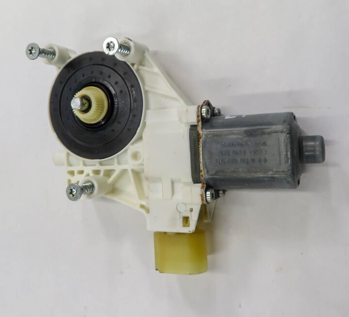 Thumbnail 6: 09-18 BMW 740i 750i 760i (F01) LEFT DRIVER SIDE WINDOW MOTOR (FITS FRONT & REAR)