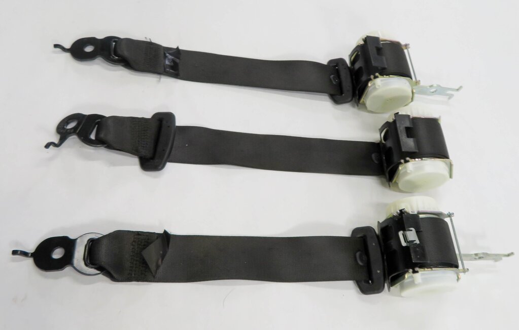 Thumbnail 3: 2014 BMW 750i (F01) REAR SEAT - SEATBELT RETRACTOR SET-3 (BLACK)