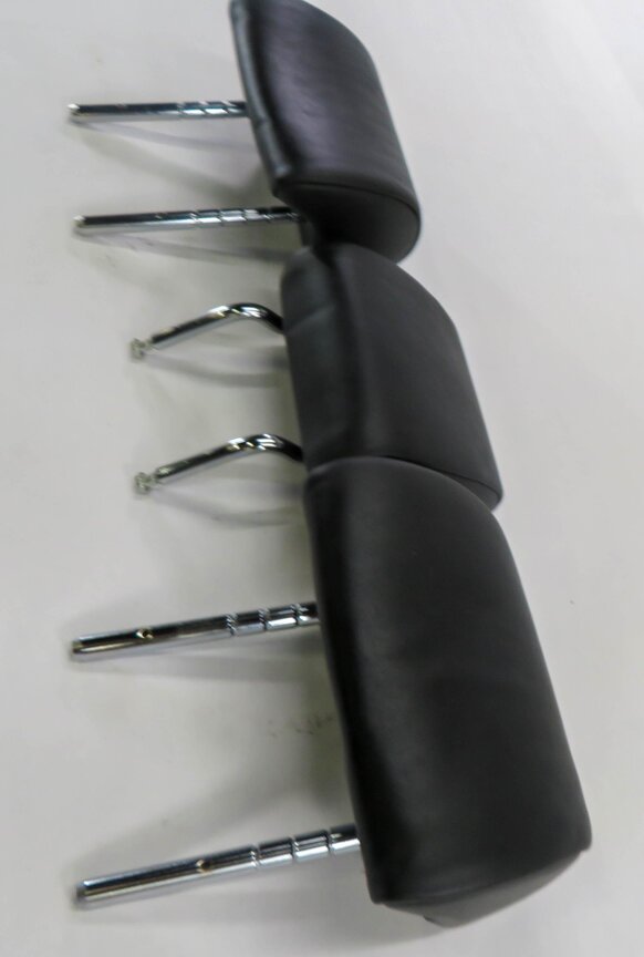 Thumbnail 3: 2014 BMW 750i (F01) REAR SEAT HEADREST SET-3 (BLACK NAPPA LEATHER NASW)