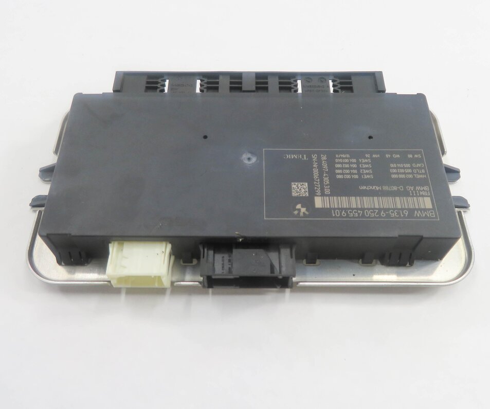 Thumbnail 1: 2010-2017 BMW 528i 535i 550i 650i 750i M5 X3 - FRMIII BODY LIGHT CONTROL MODULE
