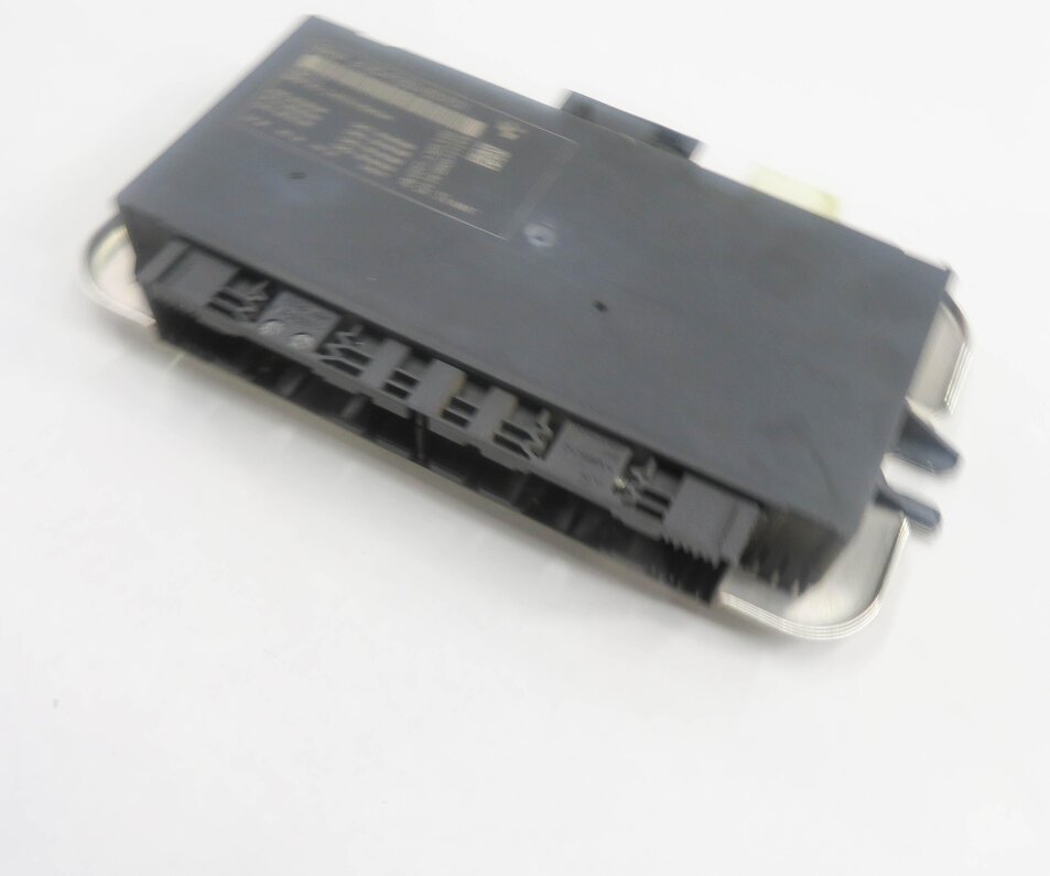Thumbnail 4: 2010-2017 BMW 528i 535i 550i 650i 750i M5 X3 - FRMIII BODY LIGHT CONTROL MODULE