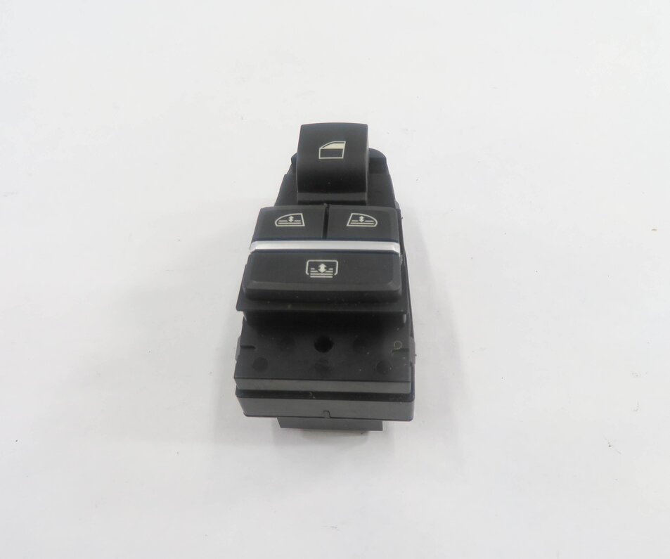 Thumbnail 6: 2012 BMW 750i (F01) REAR DOOR POWER WINDOW SUNSHADE SWITCH BUTTON