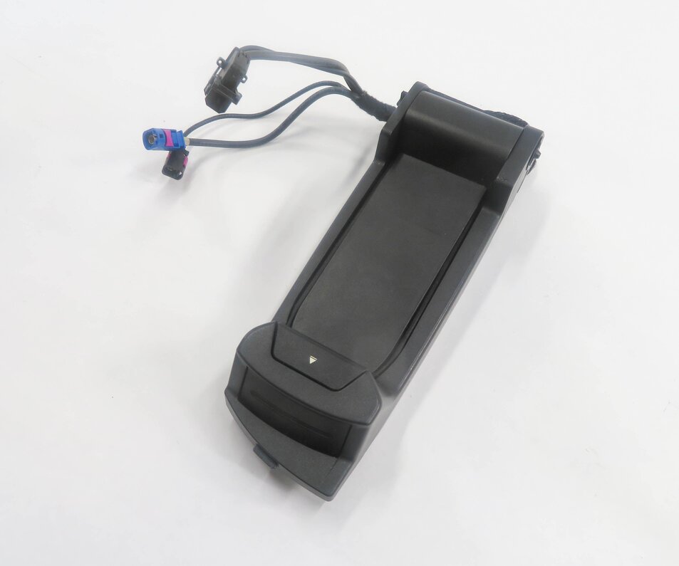 Thumbnail 4: 2012 BMW 750i (F01) CENTER CONSOLE CELL PHONE SNAP IN CRADLE HOLDER