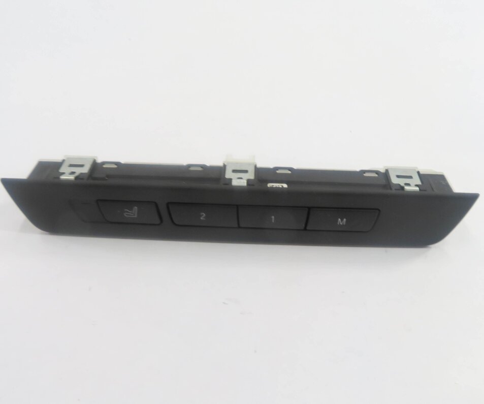 Thumbnail 1: 2012 BMW 750i (F01) RIGHT FRONT PASSENGER MEMORY SEAT POSITION SWITCH BUTTON