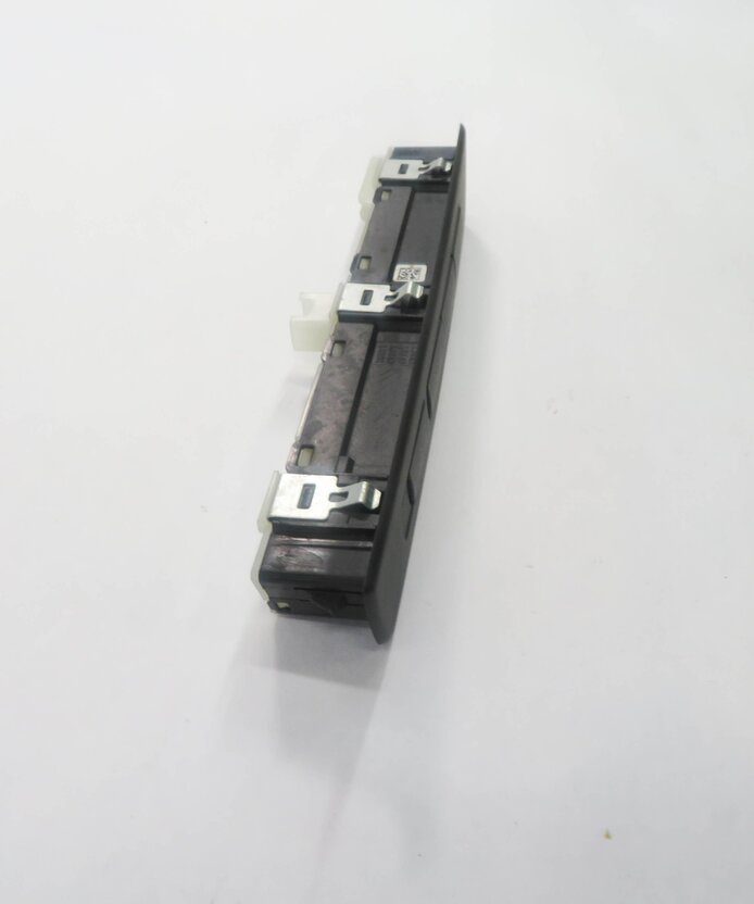 Thumbnail 3: 2012 BMW 750i (F01) RIGHT FRONT PASSENGER MEMORY SEAT POSITION SWITCH BUTTON