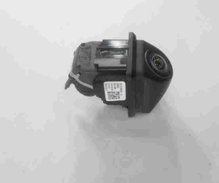 Thumbnail 4: 09-18 BMW 2 3 4 5 7 M5 X3 X5 X6 (F01 F07 F10 F15 F16 F30 F32) REARVIEW CAMERA