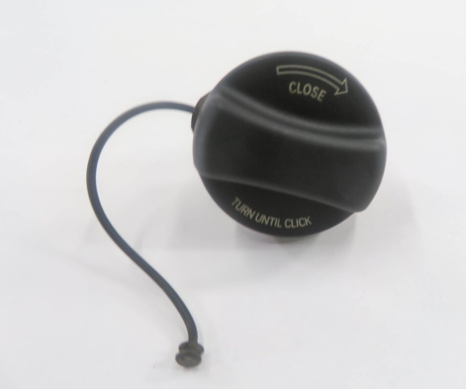 2012 BMW 750i (F01) GAS CAP FUEL TANK FILLER SCREW TOP LID