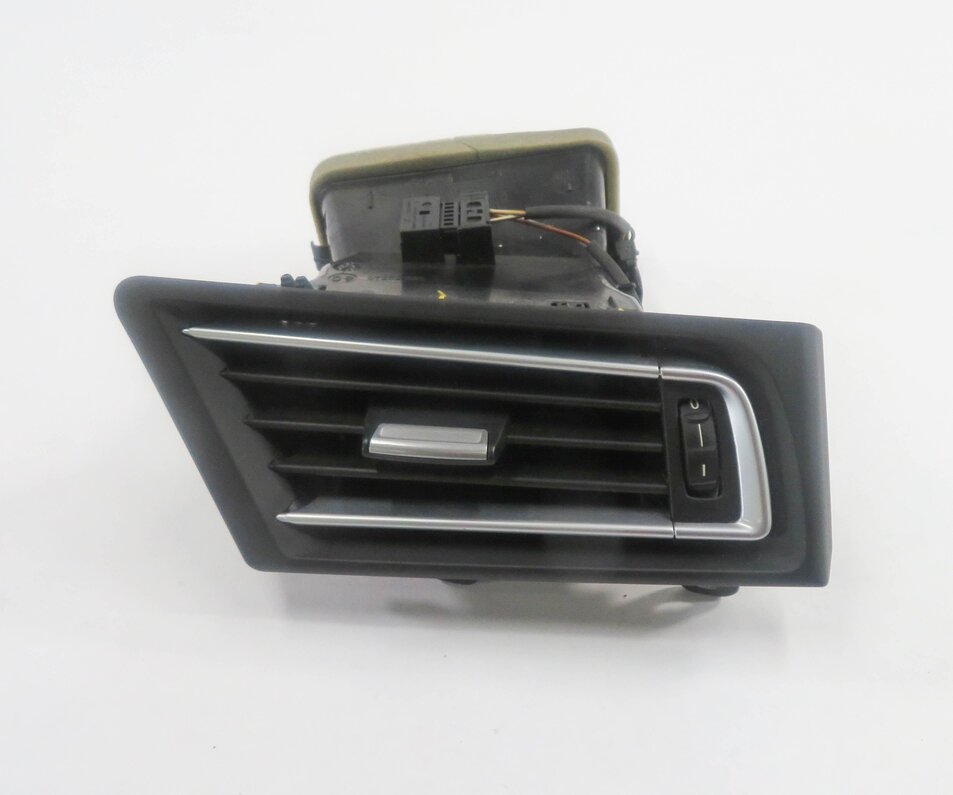 2012 BMW 750i (F01) RIGHT FRONT PASSENGER DASH HEATER A/C AIR VENT