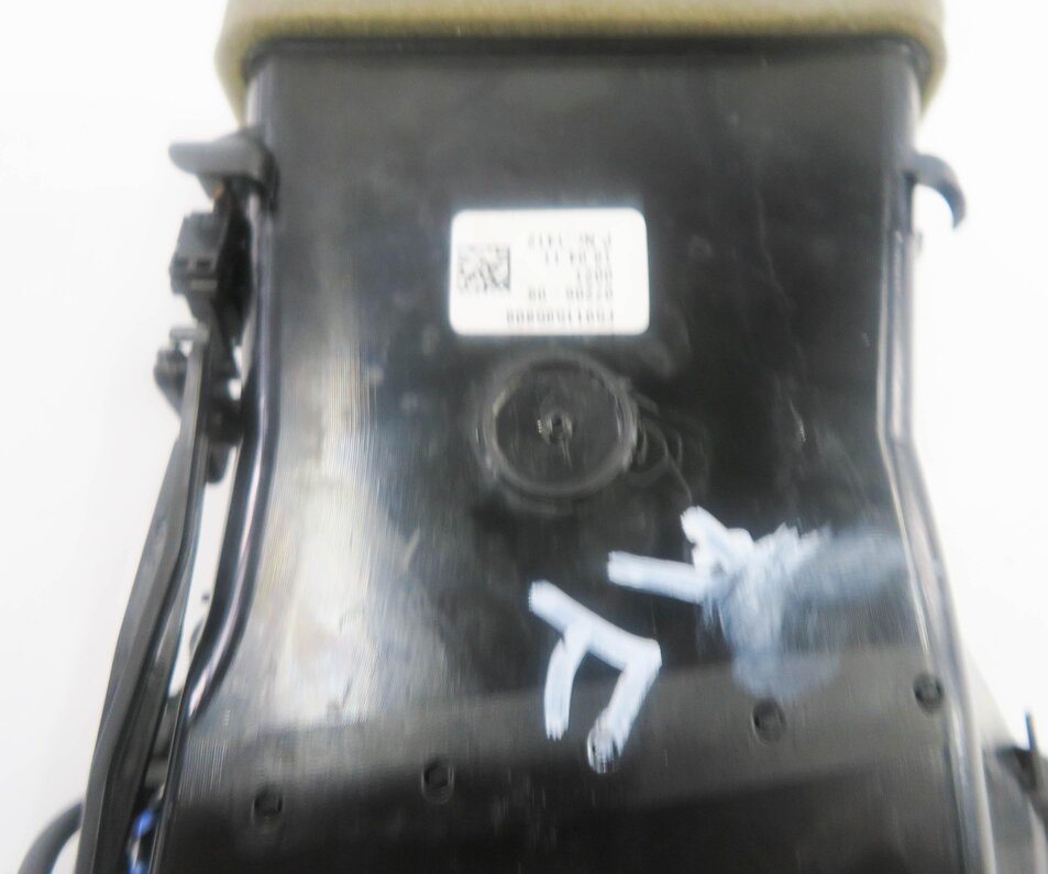 Thumbnail 6: 2012 BMW 750i (F01) RIGHT FRONT PASSENGER DASH HEATER A/C AIR VENT