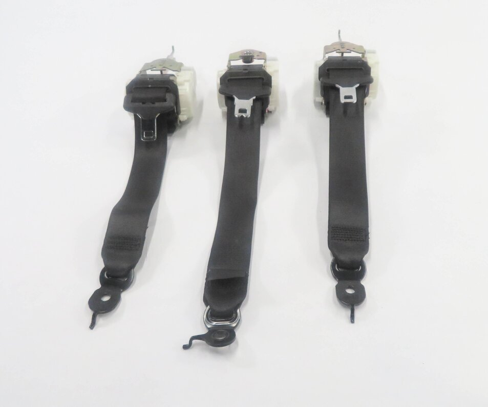 2012 BMW 750i (F01) REAR SEAT SEATBELT RETRACTOR SET-3 (BLACK)
