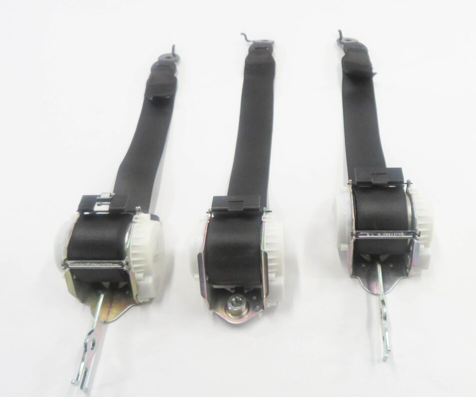 Thumbnail 4: 2012 BMW 750i (F01) REAR SEAT SEATBELT RETRACTOR SET-3 (BLACK)