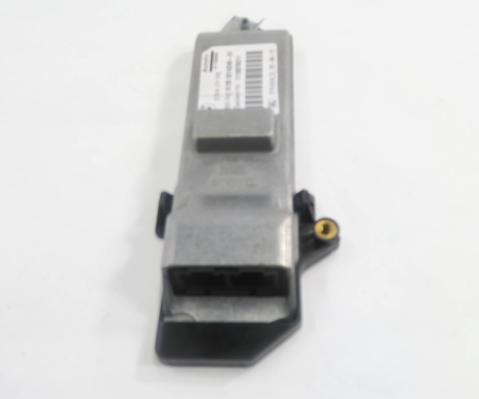 Thumbnail 7: 2009-2012 BMW 740i 750i 760i B7 (F01 F02) RIGHT FRONT PASSENGER SEATBELT MODULE