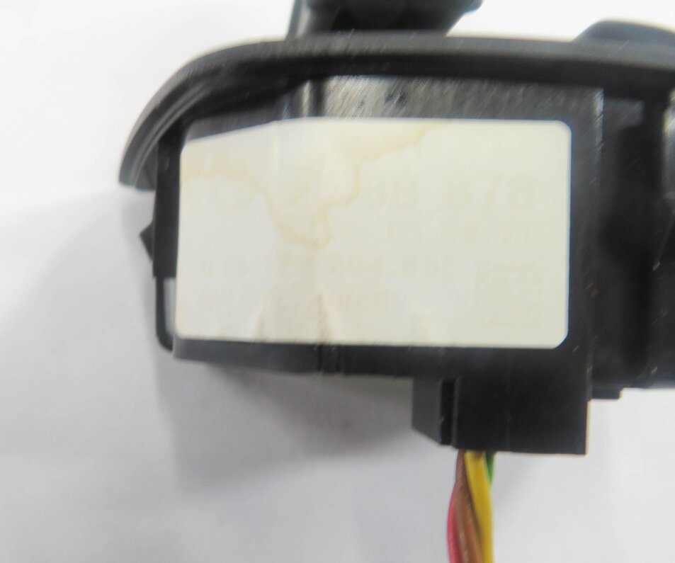Thumbnail 5: 2012 BMW 750i (F01) HEATED STEERING POSITION ADJUSTMENT SWITCH BUTTON