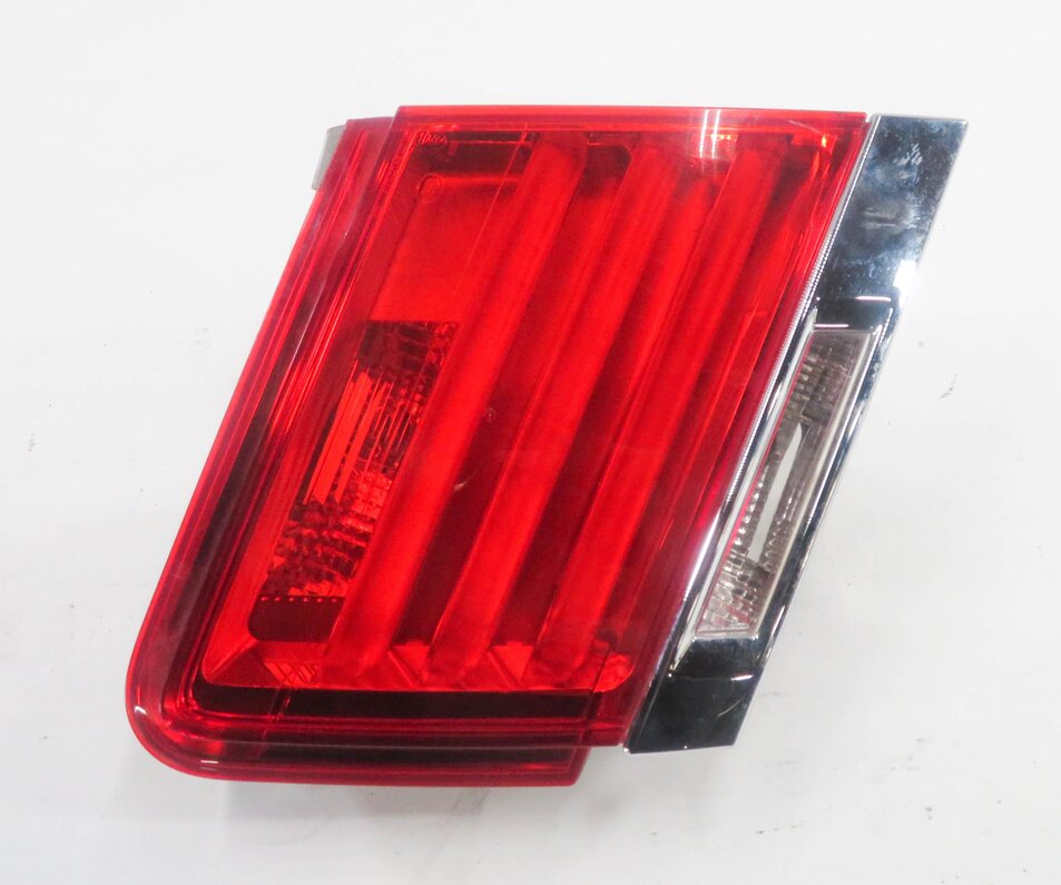 Thumbnail 4: 09-12 BMW 740i 750i 760i B7 (F01) LEFT SIDE REAR TRUNK LID TAILLIGHT LIGHT LAMP